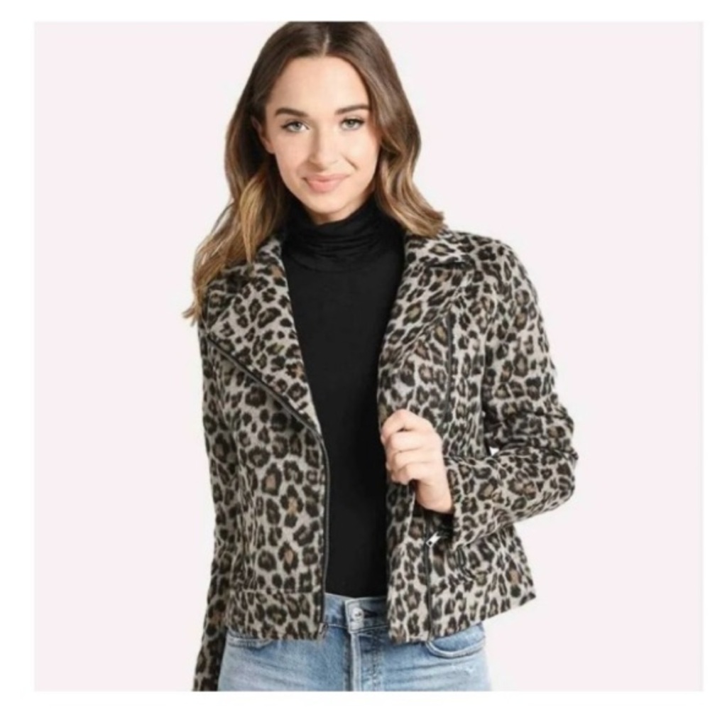 NWT Cupcakes and Cashmere Jacket